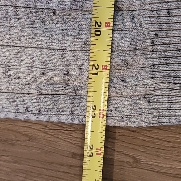 Tasso Elba gray XL cardigan leather patches on arms. - Picture 6 of 7